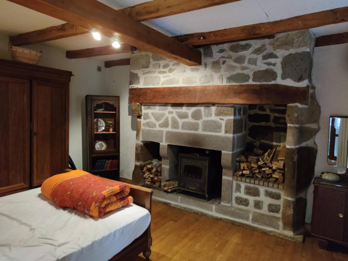 Maison Familiale Et Authentique Saint-Jacques-des-Blats 외부 사진